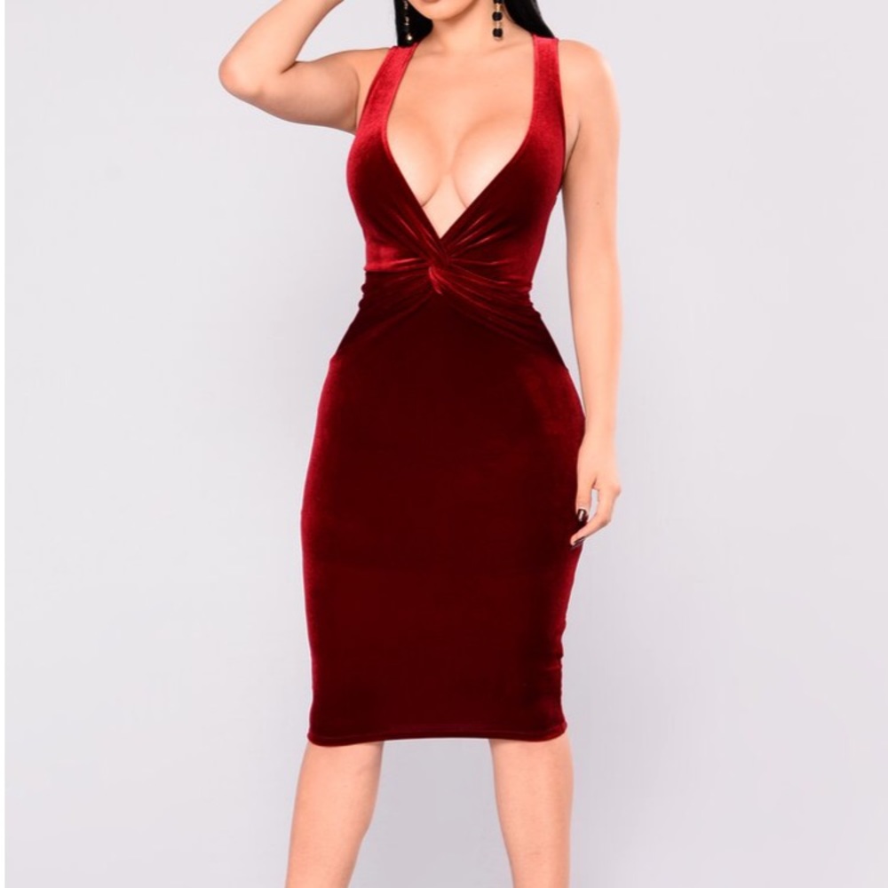 Fashion nova- heartthrob velvet dress